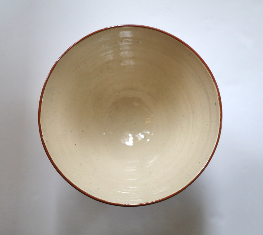 David Garland, Cream-Colored Glazed Earthenware Footed Bowl (late 20th century)